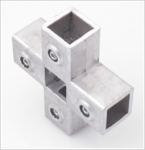 Rohrverbinder Kreuzstück, lang, durchgehend | Alu vierkant aussen